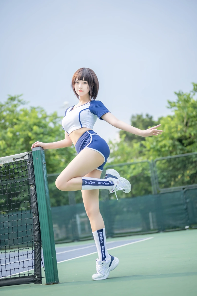 《体操服》｜蜜汁猫裘 · 50张写真