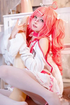 《交错战线卡缇娜》｜花铃 · 21张写真