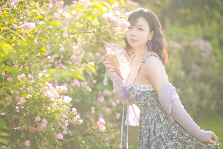 《蔷薇花》｜皮皮奶 · 36张写真