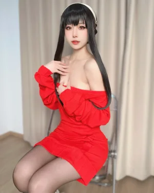 《[Perohub] 2025年01月合集》｜布丁大法 · 142张写真、19 个视频