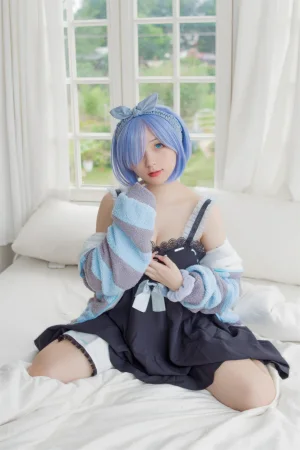 《蕾姆居家服》｜花铃 · 30张写真