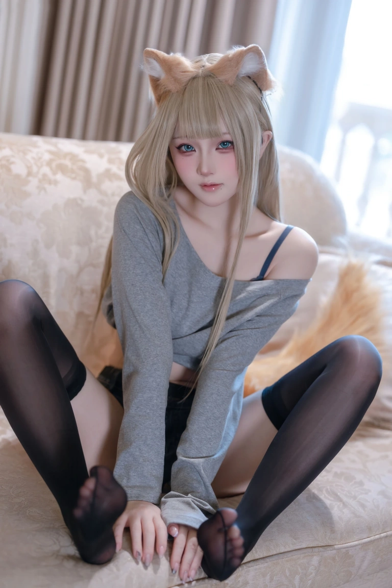《2025年09月 T1》｜屿鱼 · 54张写真