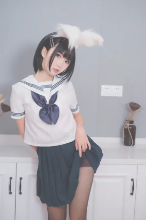 《兔耳jk》｜面饼仙儿 · 17张写真