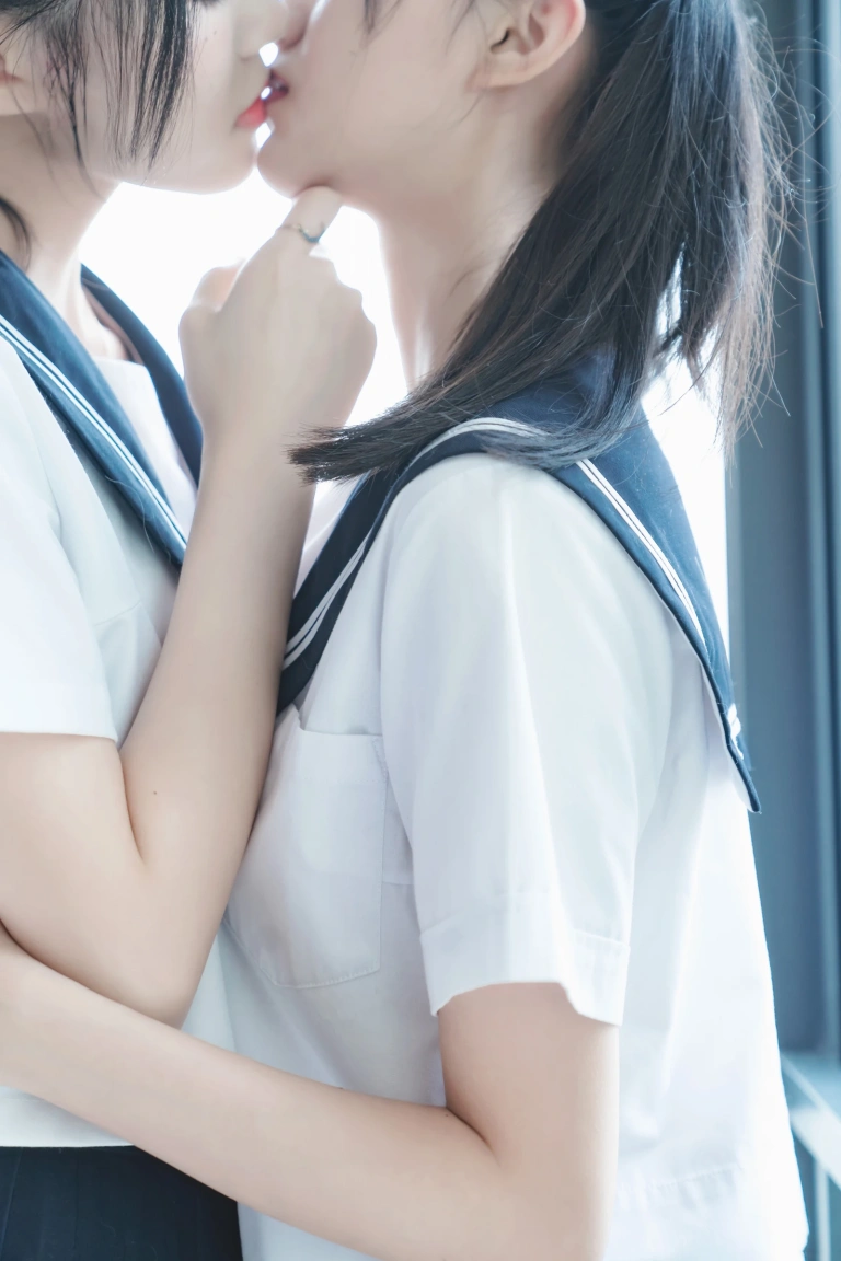 《她》｜桜桃喵&木绵绵OwO · 37张写真