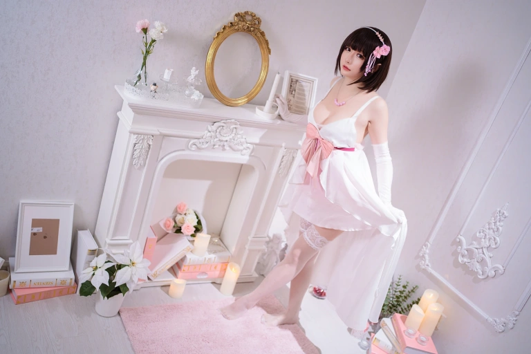 《加藤惠 特典礼服》｜星之迟迟 · 100张写真、1 个视频
