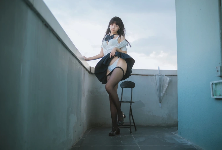 《JK学妹户外》｜不呆猫 · 59张写真