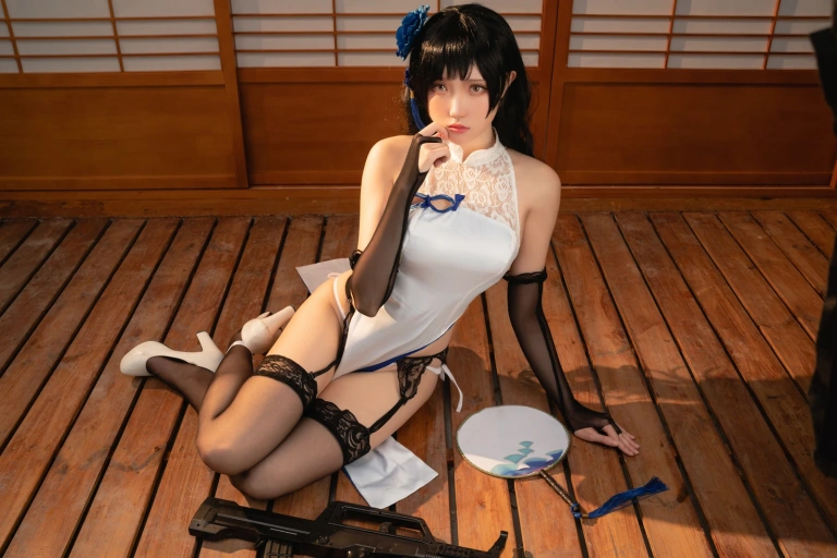 《少女前线 95式 玉玲珑》｜瓜希酱 · 20张写真