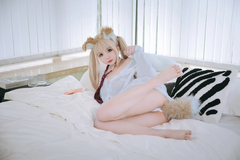 《衬衫小狗》｜日奈娇(椎名莜) · 160张写真