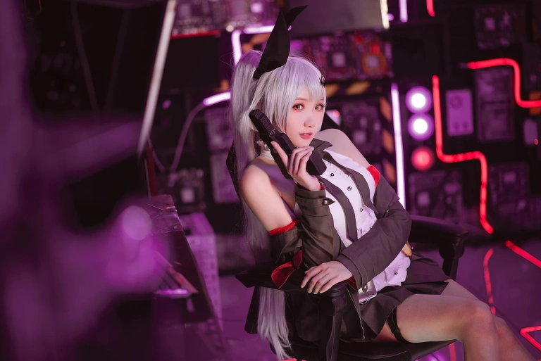 《少女前线 FN-57 Five-seveN》｜瓜希酱 · 22张写真