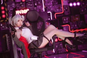 《少女前线 FN-57 Five-seveN》｜瓜希酱 · 22张写真
