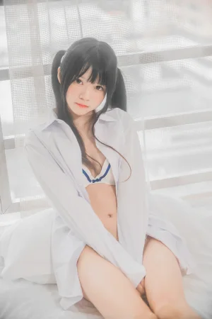 《桜桃未熟1 白衬衫双马尾》｜桜桃喵 · 47张写真