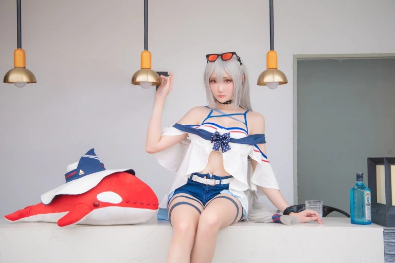 《斯卡蒂》｜瓜希酱 · 24张写真