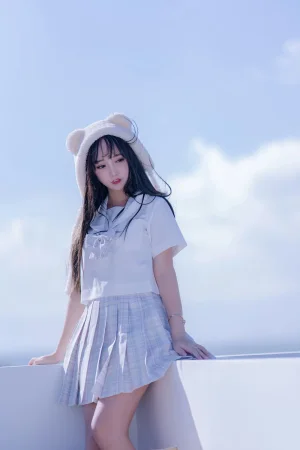《天台JK》｜过期米线线喵 · 58张写真
