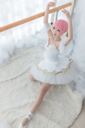 《小圆芭蕾》｜面饼仙儿 · 12张写真