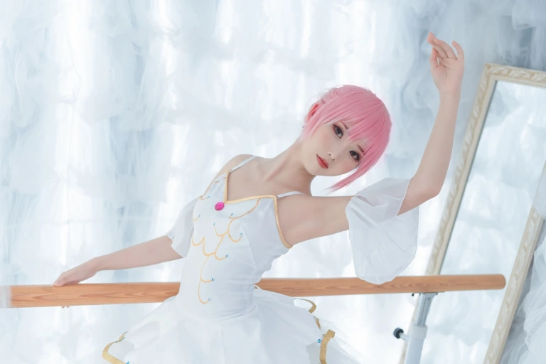 《小圆芭蕾》｜面饼仙儿 · 12张写真