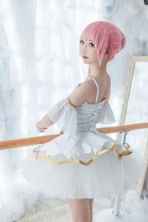 《小圆芭蕾》｜面饼仙儿 · 12张写真