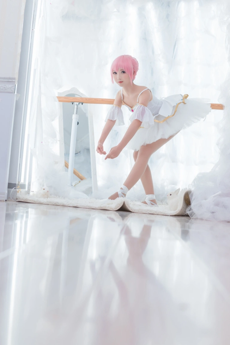 《小圆芭蕾》｜面饼仙儿 · 12张写真