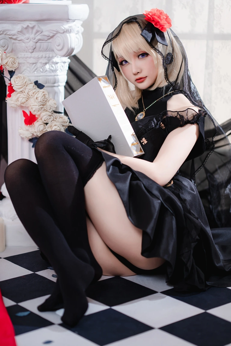 《斯卡哈maid&Z23婚纱》｜星之迟迟 · 150张写真、1 个视频