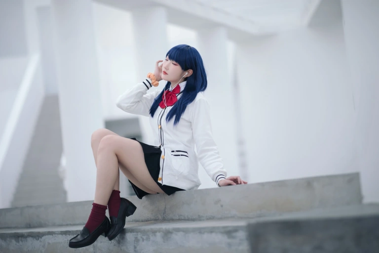 《宝多六花 制服》｜瓜希酱 · 16张写真