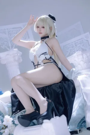 《碧蓝航线 可畏同人礼服》｜屿鱼 · 63张写真