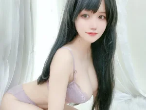 《浅紫色内衣》｜小仓千代 · 25张写真