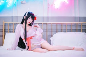 《鲟睡衣》｜面饼仙儿 · 17张写真
