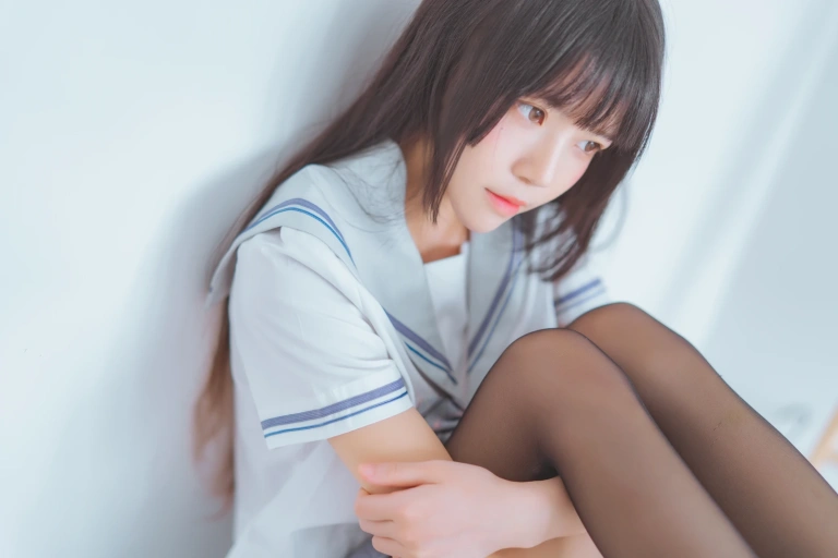 《桜桃未熟2 黑丝水手》｜桜桃喵 · 49张写真