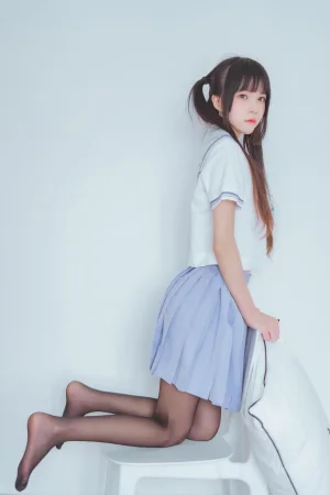 《桜桃未熟2 黑丝水手》｜桜桃喵 · 49张写真