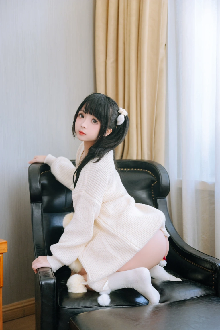 《雪地少女》｜日奈娇(椎名莜) · 108张写真、2 个视频
