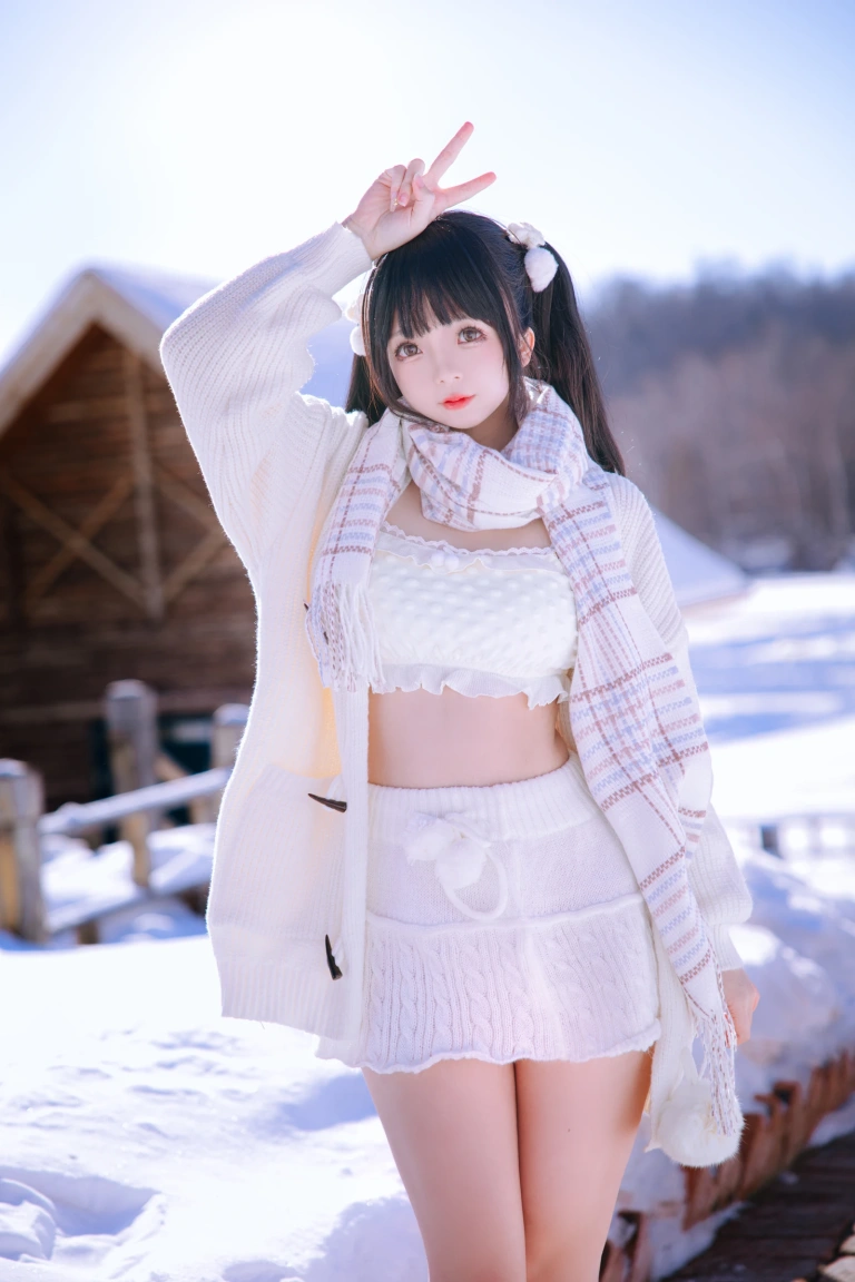 《雪地少女》｜日奈娇(椎名莜) · 108张写真、2 个视频