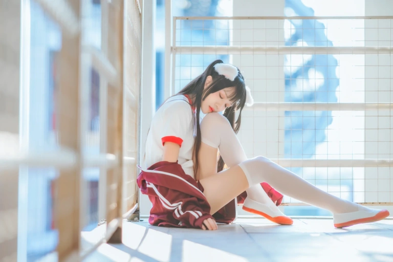 《桜桃未熟2 红色体操服》｜桜桃喵 · 44张写真