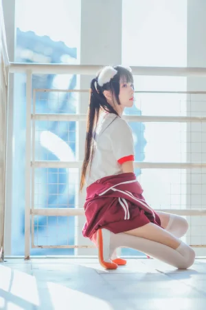 《桜桃未熟2 红色体操服》｜桜桃喵 · 44张写真