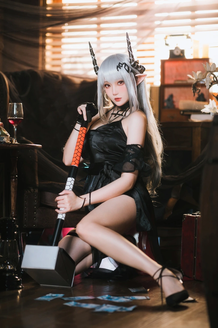 《明日方舟 泥岩音律联觉-零号特工》｜瓜希酱 · 25张写真