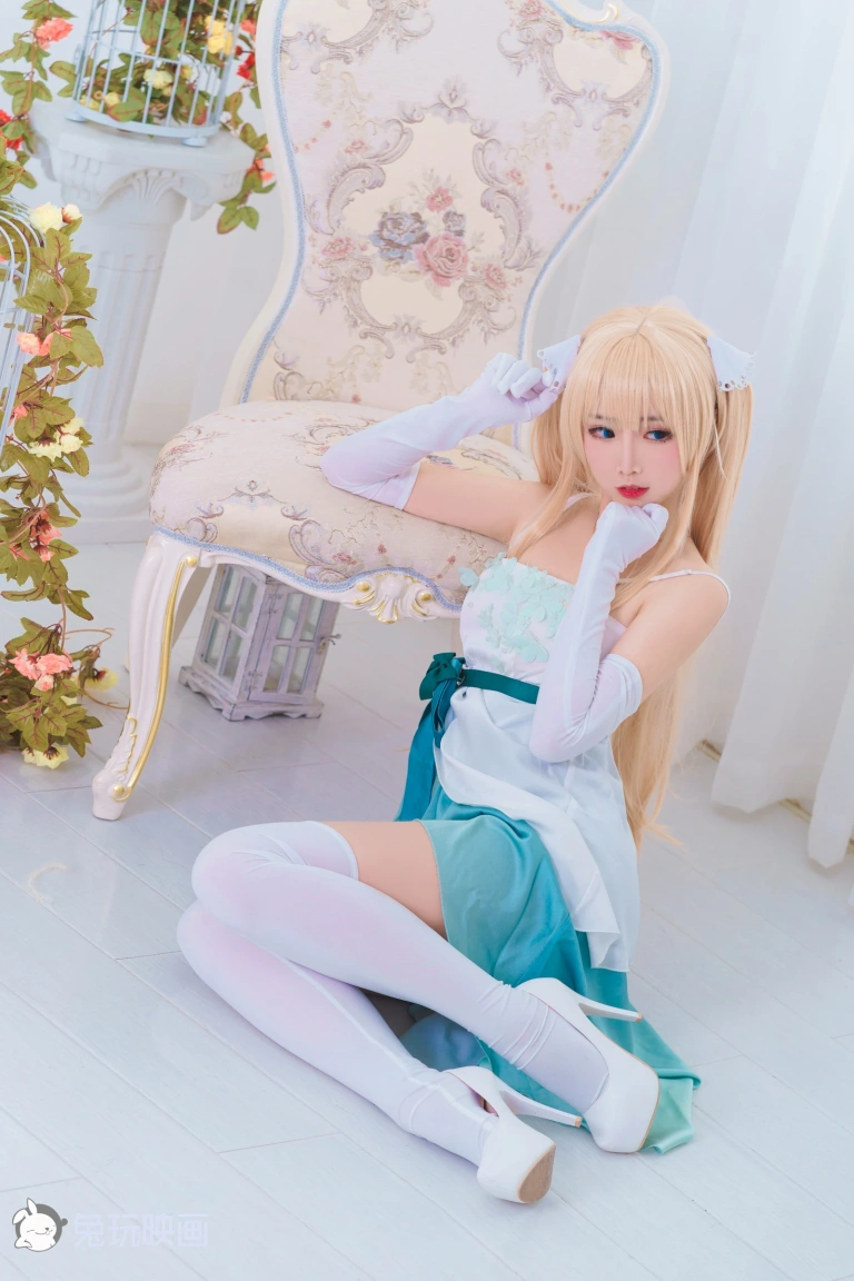 《英莉莉》｜面饼仙儿 · 12张写真