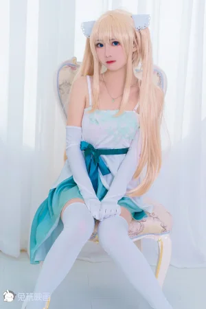 《英莉莉》｜面饼仙儿 · 12张写真