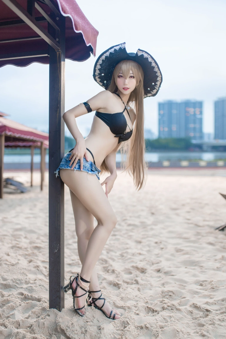 《让巴尔泳装》｜周叽是可爱兔兔 · 30张写真