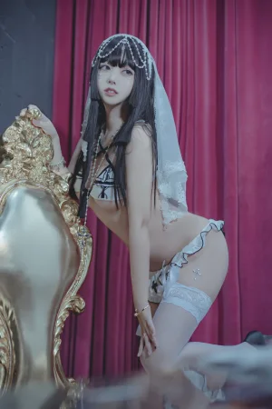 《修女》｜过期米线线喵 · 53张写真