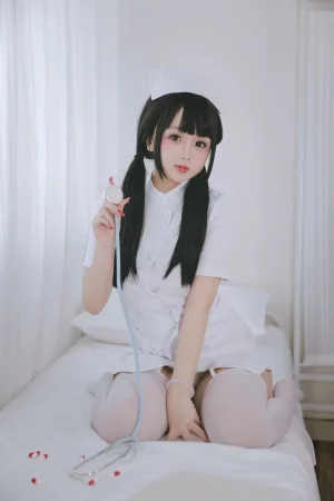 《诊所护士》｜日奈娇(椎名莜) · 147张写真、2 个视频