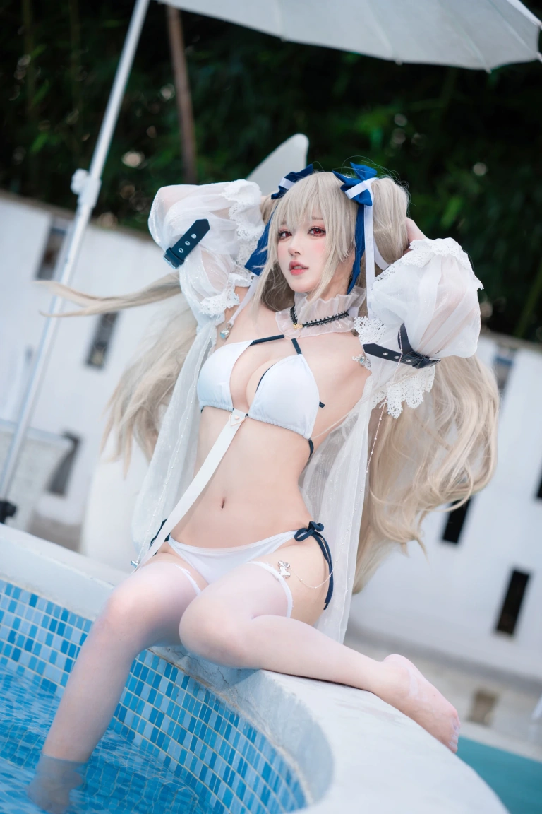 《安克雷奇泳装》｜阿包也是兔娘 · 36张写真