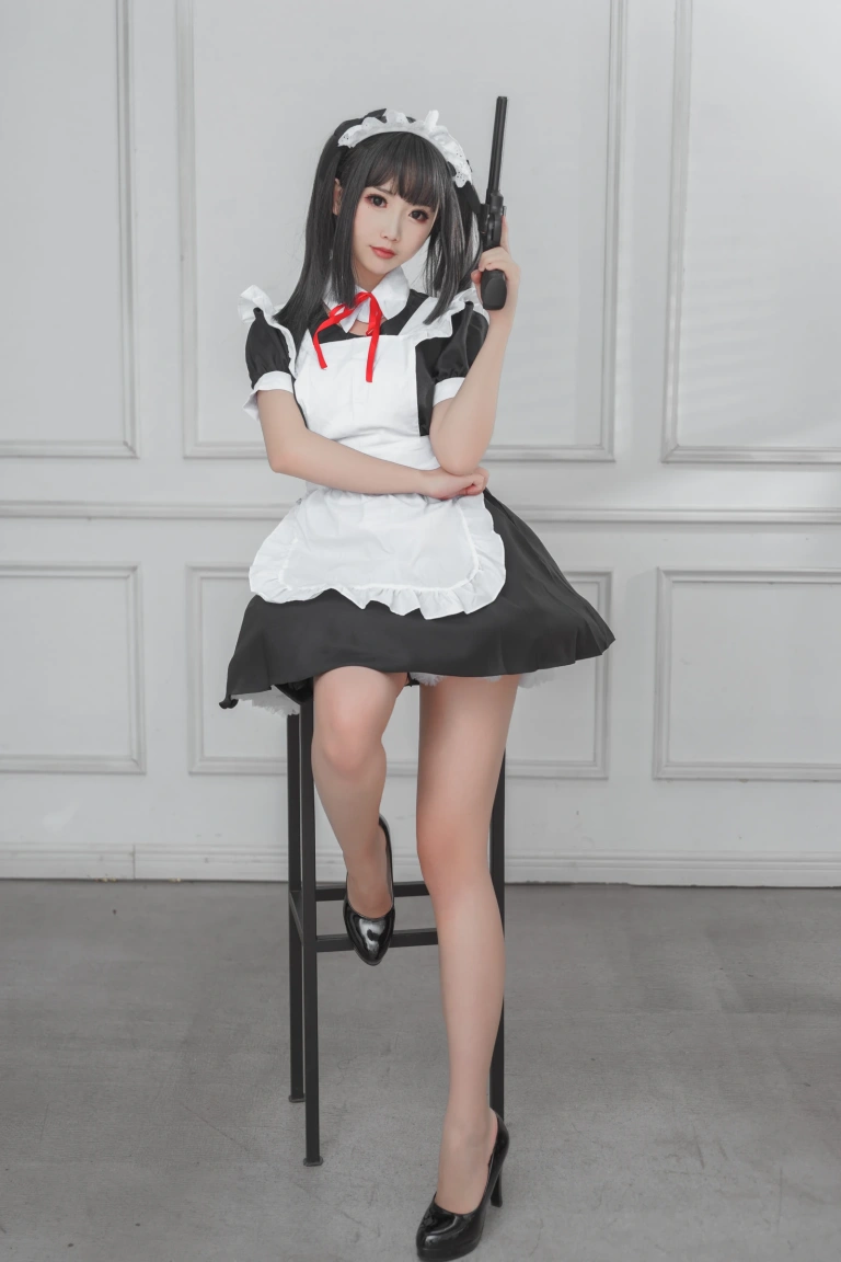 《左轮女仆》｜面饼仙儿 · 15张写真