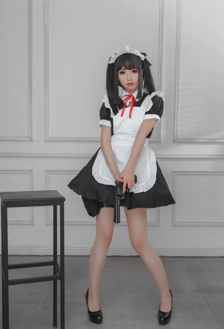 《左轮女仆》｜面饼仙儿 · 15张写真