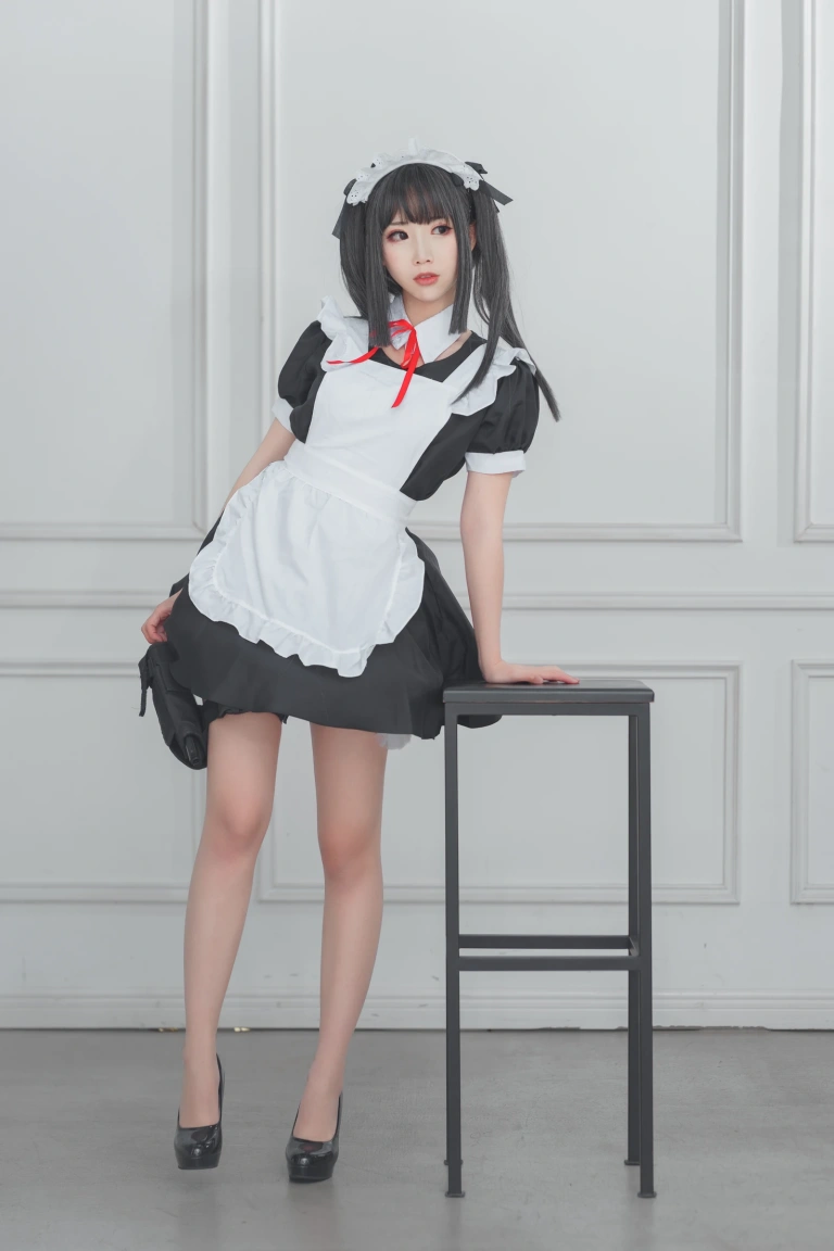 《左轮女仆》｜面饼仙儿 · 15张写真