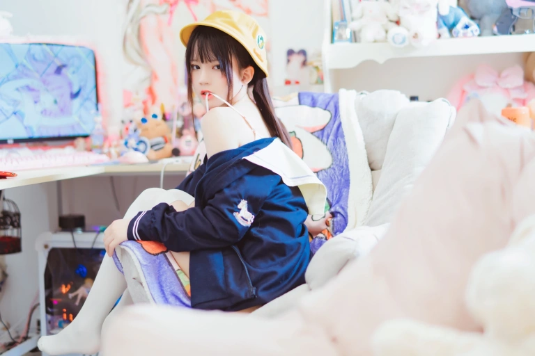 《桜桃未熟3 奶桃桃》｜桜桃喵 · 102张写真