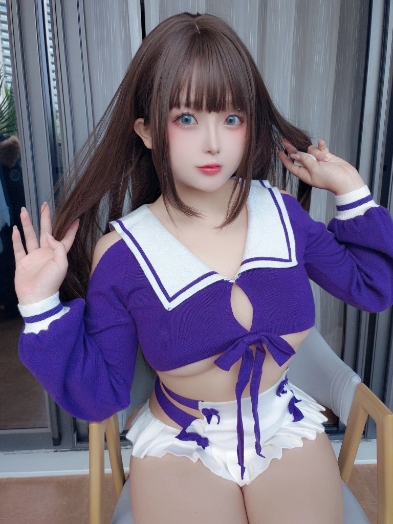 《学生妹自拍》｜日奈娇(椎名莜) · 49张写真、11 个视频