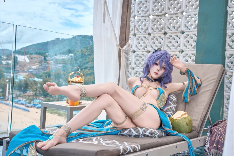 《生日本典藏电子版》｜九言 · 160张写真、4 个视频