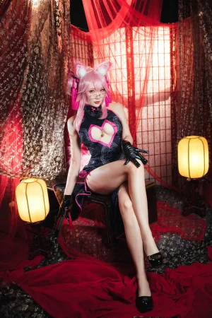 《高扬斯卡娅》｜瓜希酱 · 20张写真