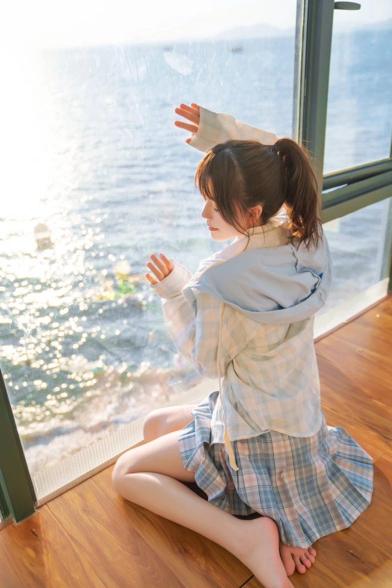 《桜桃未熟3 感光》｜桜桃喵 · 30张写真