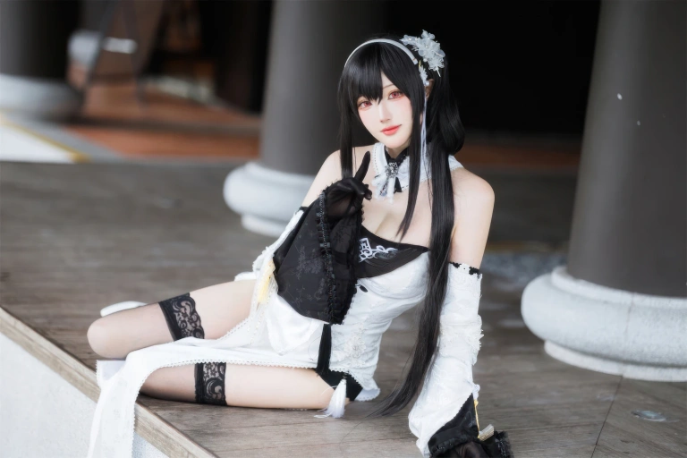 《碧蓝航线 镇海旗袍》｜瓜希酱 · 15张写真