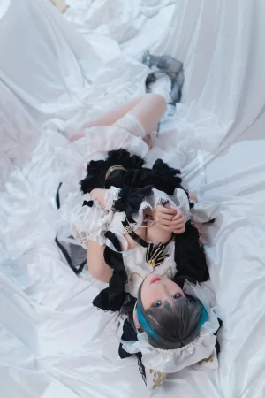 《柴郡》｜面饼仙儿 · 36张写真