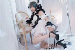 《柴郡》｜面饼仙儿 · 36张写真